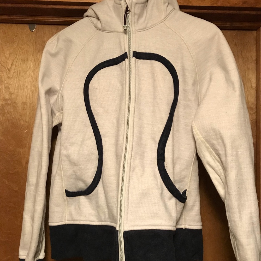 Lululemon size 10 Scuba II Hoodie